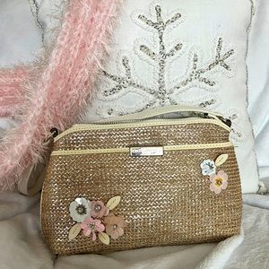 Liz Claiborne metallic straw crossbody with flower embellishments